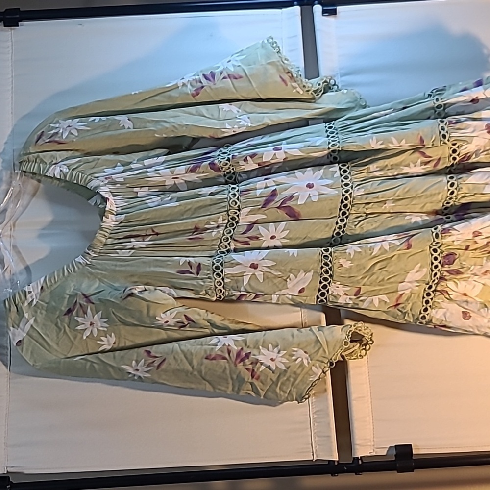 JAASE off shoulder mini dress size Medium green floral